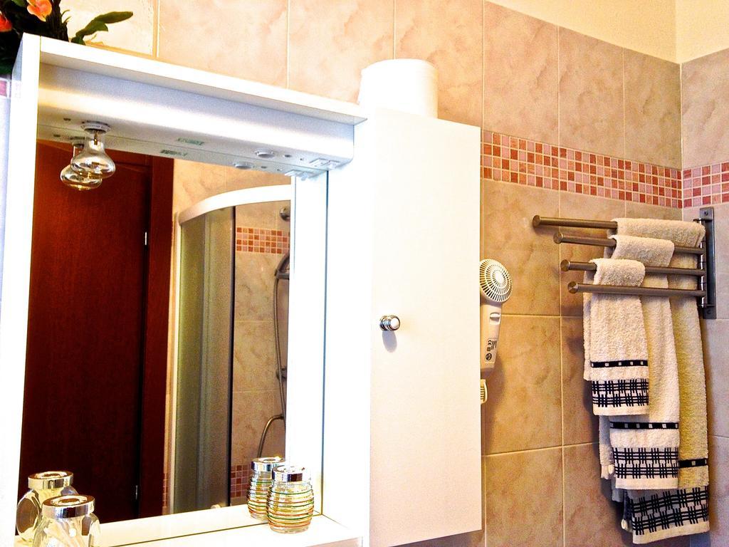 Top Suit Centro - Guest House Brugherio Room photo